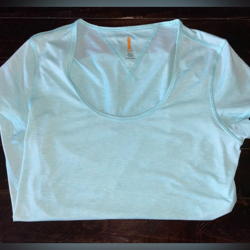 Lucy U neck tshirt